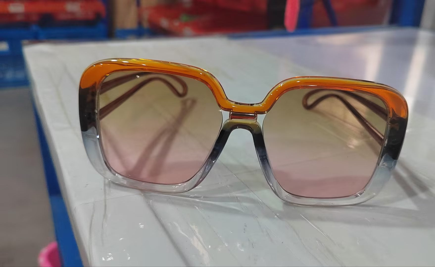 Large frame sunglasses