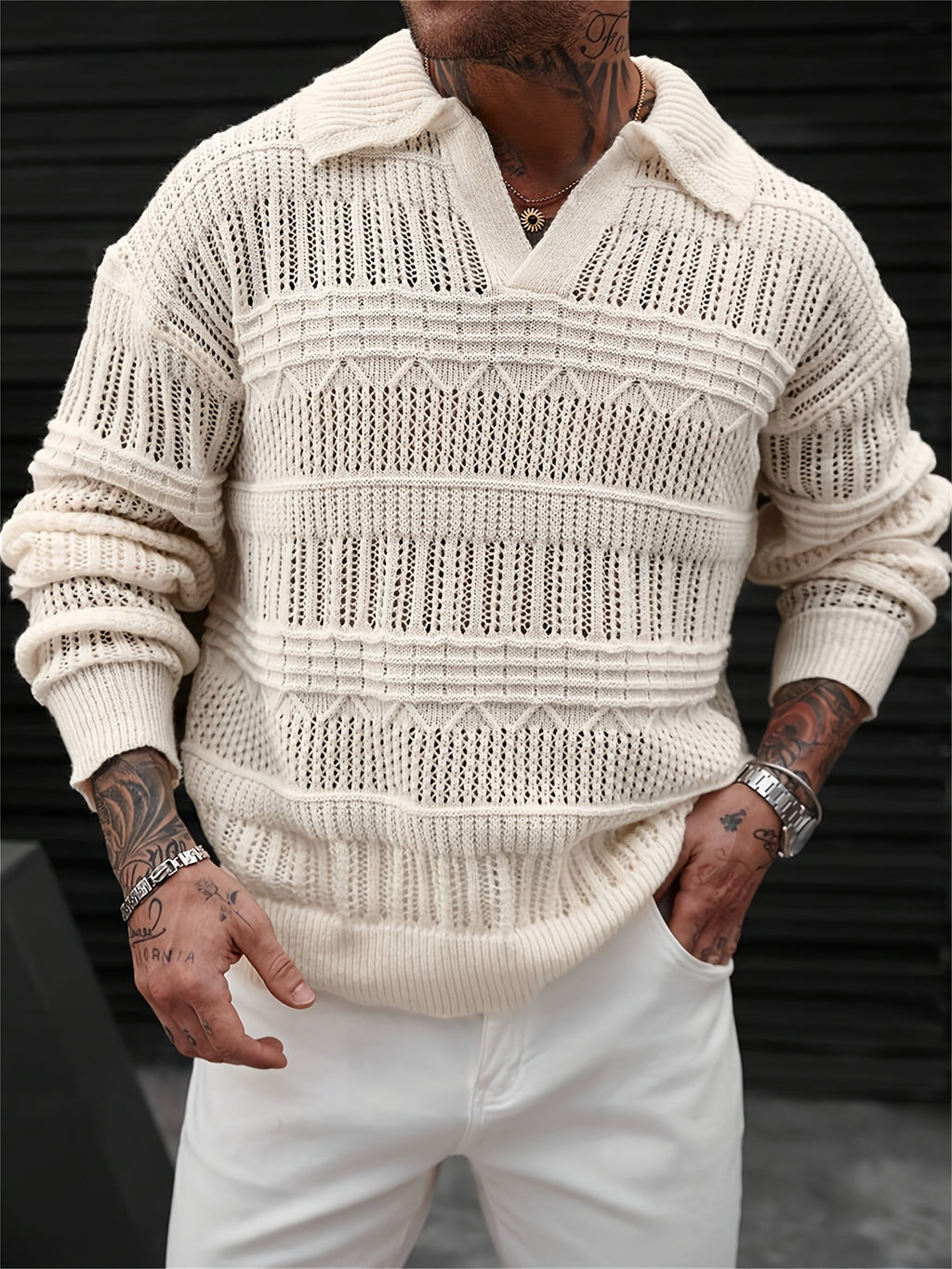 V-neck Knitwear